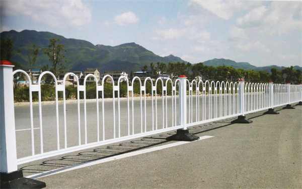南安锌钢护栏